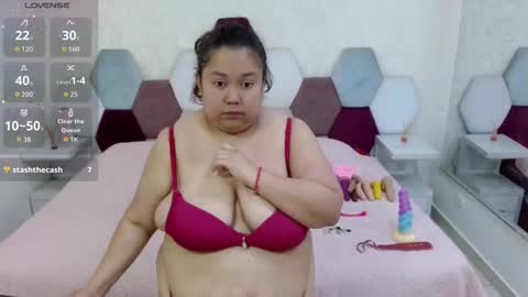 Snapshot of marianabbw_ chatting on 12.02.25 mariana online show from 12.02.25