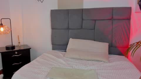 Mariana online show from 12.07.24