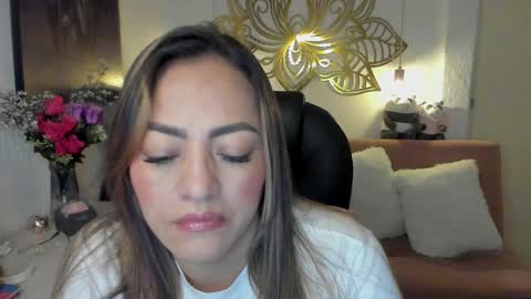 Snapshot of marianalopez81 chatting on 01.28.25 Mariana Lopez online show from 01.28.25