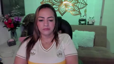 Snapshot of marianalopez81 chatting on 02.11.25 Mariana Lopez online show from 02.11.25