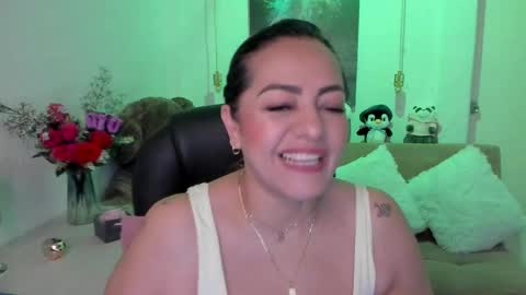 Snapshot of marianalopez81 chatting on 02.22.25 Mariana Lopez online show from 02.22.25
