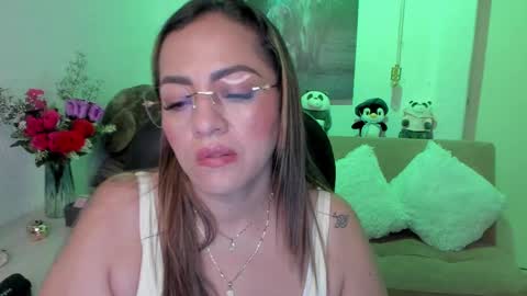 Snapshot of marianalopez81 chatting on 02.22.25 Mariana Lopez online show from 02.22.25
