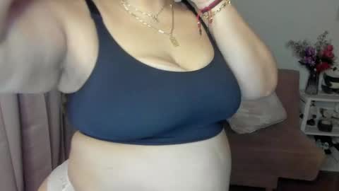 Snapshot of marianalopez81 chatting on 03.07.25 Mariana Lopez online show from 03.07.25