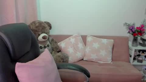 Snapshot of marianalopez81 chatting on 03.12.25 Mariana Lopez online show from 03.12.25