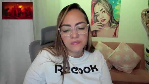 Snapshot of marianalopez81 chatting on 09.15.25 Mariana Lopez online show from 09.15.25