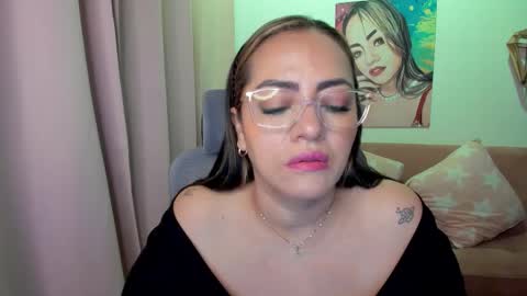 Mariana Lopez online show from 12.02.25