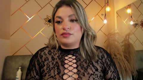 Snapshot of marianeporter_ chatting on 11.13.25 marianeporter online show from 11.13.25