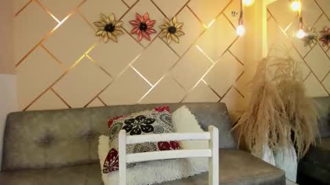 Snapshot of marianeporter_ chatting on 11.28.25 marianeporter online show from 11.28.25