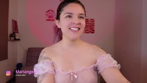 Snapshot of mariangeel_ chatting on 10.24.25 mariangeel_ online show from 10.24.25