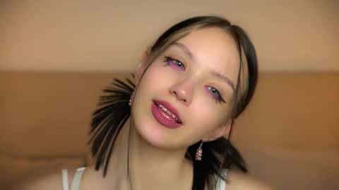 Snapshot of mariannsullivant chatting on 11.20.25 Rachel online show from 11.20.25