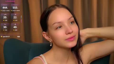 Snapshot of mariannsullivant chatting on 11.27.25 Rachel online show from 11.27.25