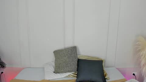 Maria Pettit online show from 02.27.26