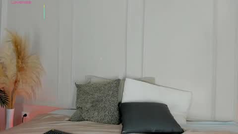 Maria Pettit online show from 05.30.26