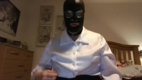 Mariasatin online show from 12.22.25