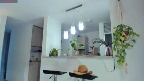 mariascarlett online show from 01.24.25