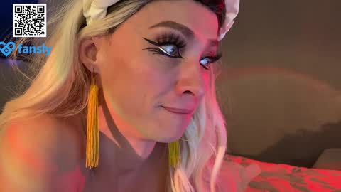 Mari online show from 12.26.24