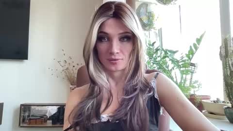 Mari online show from 03.13.26