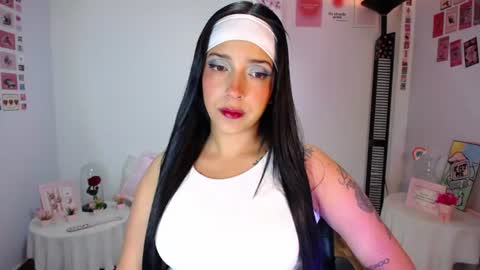 Nicolle online show from 06.30.26