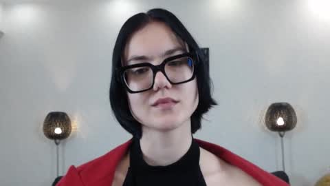 Marie Fitch online show from 11.06.25