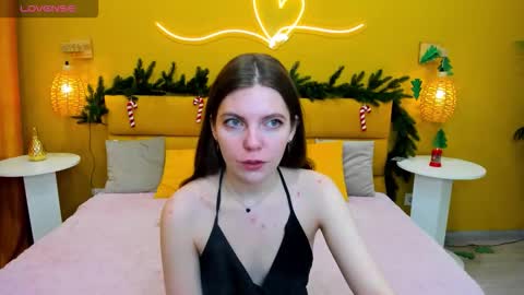 Mary 3 online show from 12.18.25