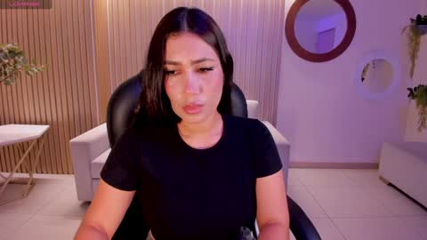 Snapshot of mariejane2 chatting on 02.08.25 Im Marie Jane online show from 02.08.25