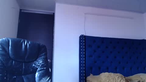 Mariie online show from 02.15.25