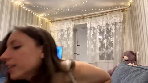 Marie online show from 11.13.25