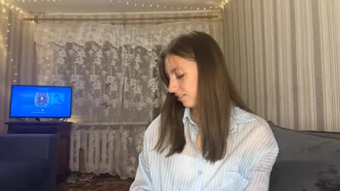 Marie online show from 11.21.25