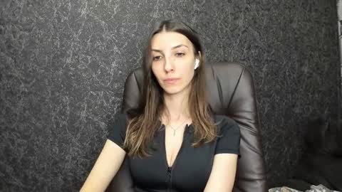 marielleanker online show from 11.20.25