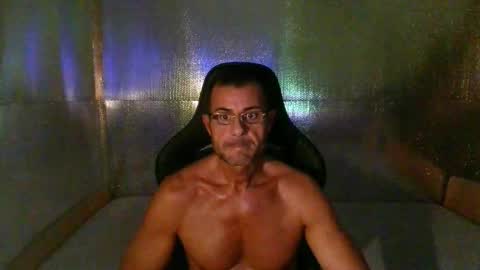 Snapshot of mariettee chatting on 10.28.25 Djpegasus online show from 10.28.25