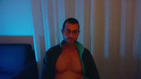 Snapshot of mariettee chatting on 12.15.25 Djpegasus online show from 12.15.25