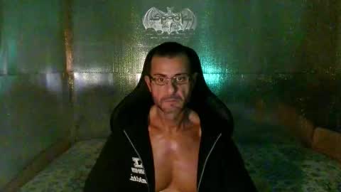 Snapshot of mariettee chatting on 12.21.25 Djpegasus online show from 12.21.25