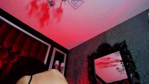 Marie online show from 09.29.25