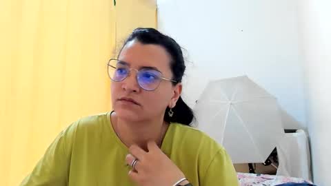 Snapshot of marilyn_garcia chatting on 05.31.26 MARILYN SEXY online show from 05.31.26