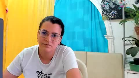 Snapshot of marilyn_garcia chatting on 07.14.26 MARILYN SEXY online show from 07.14.26