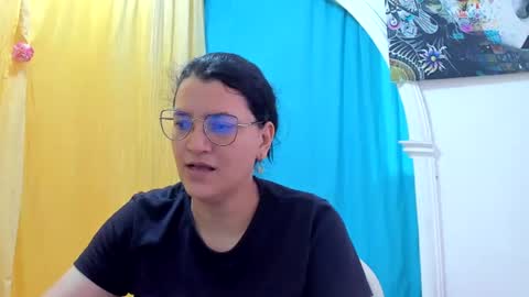 Snapshot of marilyn_garcia chatting on 07.18.26 MARILYN SEXY online show from 07.18.26