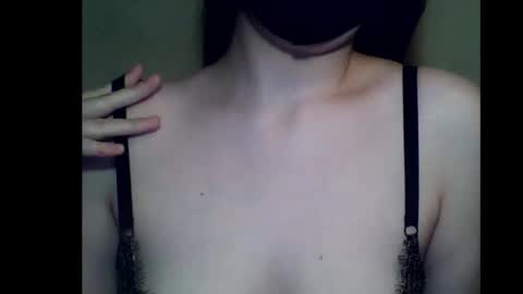 Snapshot of marilyn_mans0n chatting on 02.15.25 Dita online show from 02.15.25