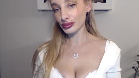 MarilynDevilish online show from 01.05.25