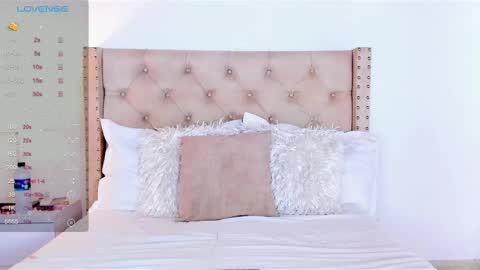 Snapshot of marilynrossy chatting on 03.10.25 marilynrossy online show from 03.10.25