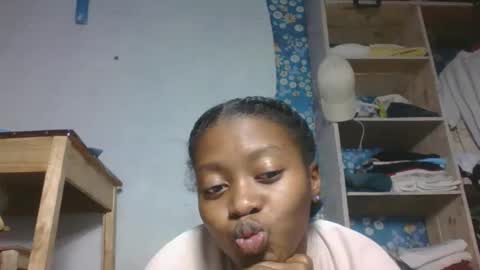Snapshot of marinagold69 chatting on 06.03.26 marinagold69 online show from 06.03.26