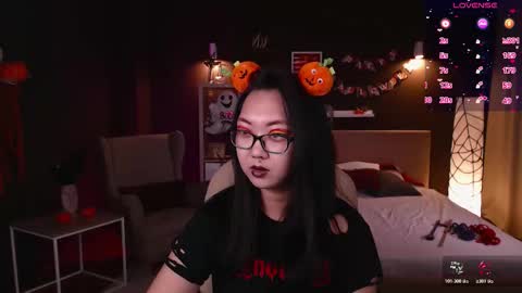 Marine  online show from 10.26.25