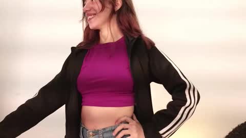 Snapshot of marinette_lux chatting on 02.01.26 marinette online show from 02.01.26