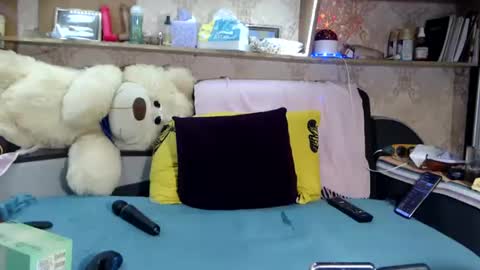 Snapshot of marinka_ chatting on 12.26.24 marinka_ online show from 12.26.24