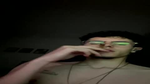 Snapshot of mariotejerolopez2005 chatting on 05.22.26 Marcos online show from 05.22.26