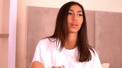 Marisa online show from 04.02.26