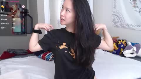 MarissaPeach online show from 10.25.25