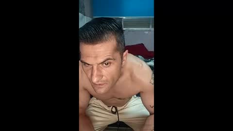 marius_23 online show from 04.12.26