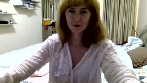 Snapshot of marizafouset chatting on 07.18.26 MarizaFouset online show from 07.18.26