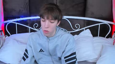 Mark online show from 02.05.26