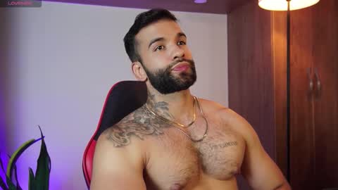 Mark online show from 11.15.25